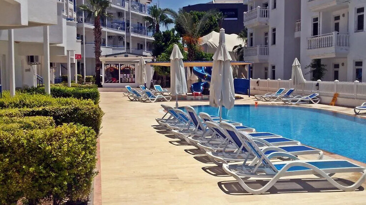 Joker Side Hill Hotel